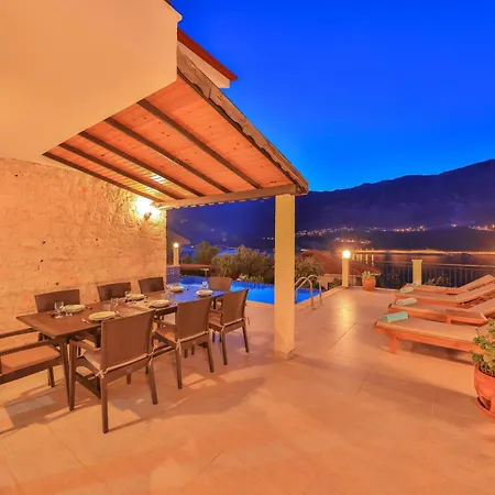 Sunshine, Peninsula Villa *